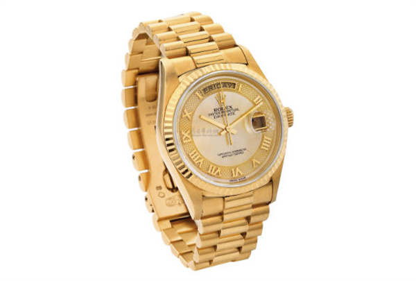 勞力士腕表表殼有劃痕處理辦法匯總(專業修復技巧與注意事項)(圖) 勞力士腕表表殼有劃痕處理辦法匯總(專業修復技巧與注意事項)(圖)