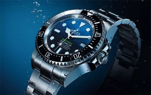 解鎖勞力士機芯奧秘:銹跡斑斑的完美蛻變指南(圖) 解鎖勞力士機芯奧秘:銹跡斑斑的完美蛻變指南(圖)