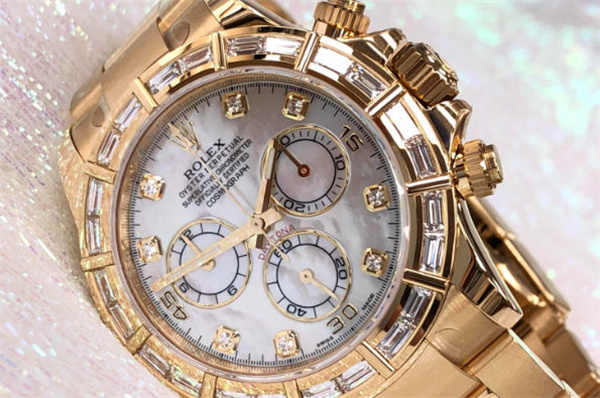 修復時光的印記:勞力士機芯劃痕處理全攻略(圖) 修復時光的印記:勞力士機芯劃痕處理全攻略(圖)