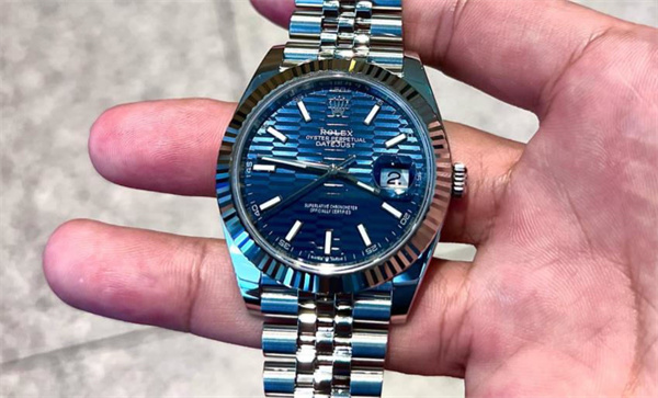 精準腕間時光:勞力士手表走時不準的創意應對指南(圖) 精準腕間時光:勞力士手表走時不準的創意應對指南(圖)