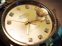 探索勞力士手表的堅韌防線：防沖擊性能揭秘